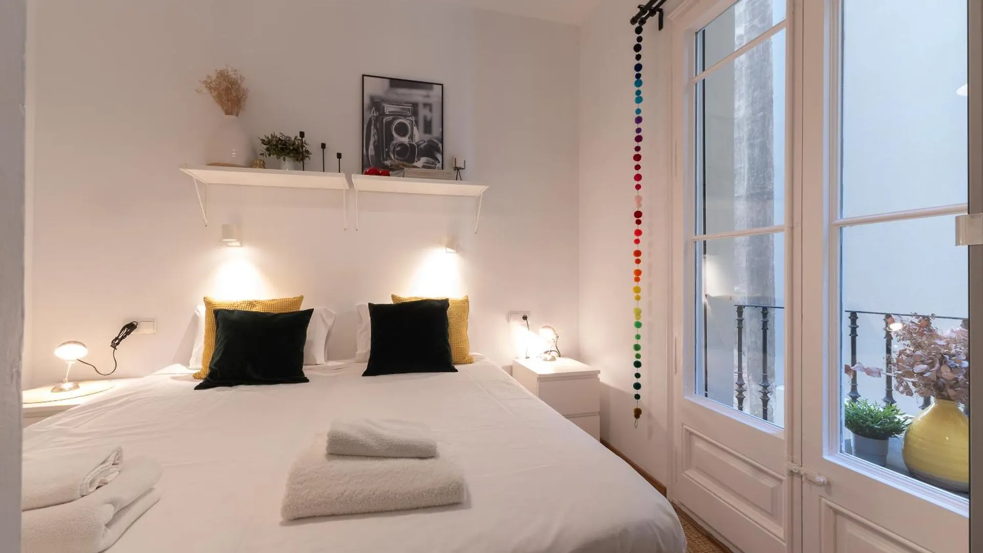 Eixample Apartment Барселона 0*,  Испания