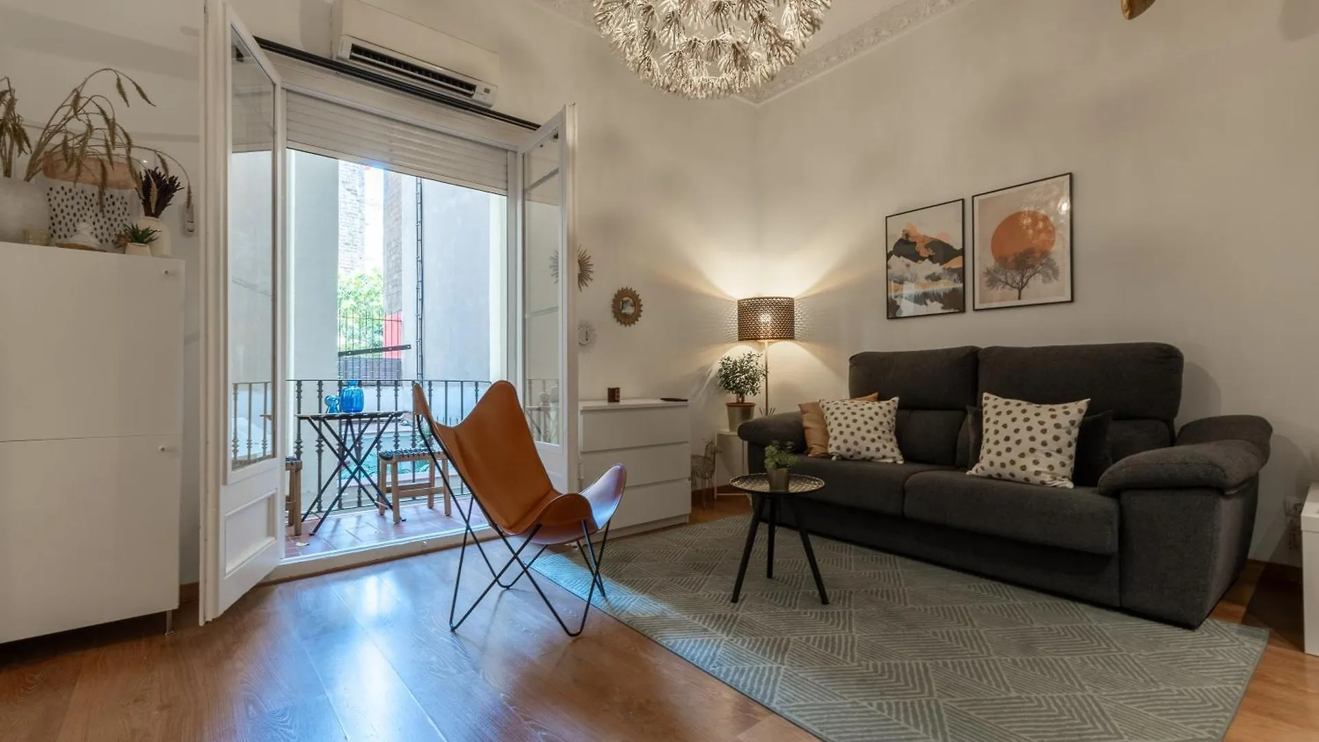 Eixample Apartment Барселона 0*,